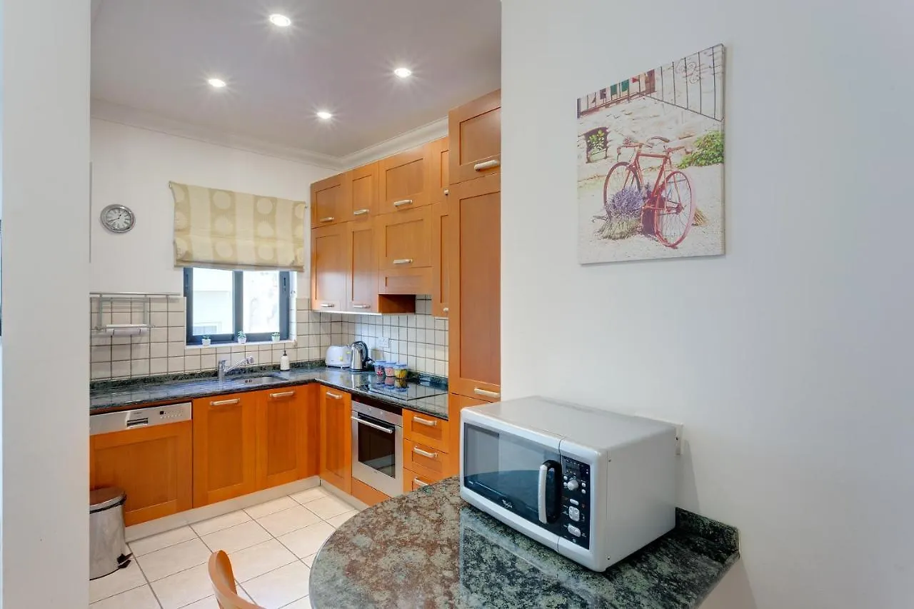Central Apartment In St Julian'S, Perfect For Families San Giuliano 0*,  Malta